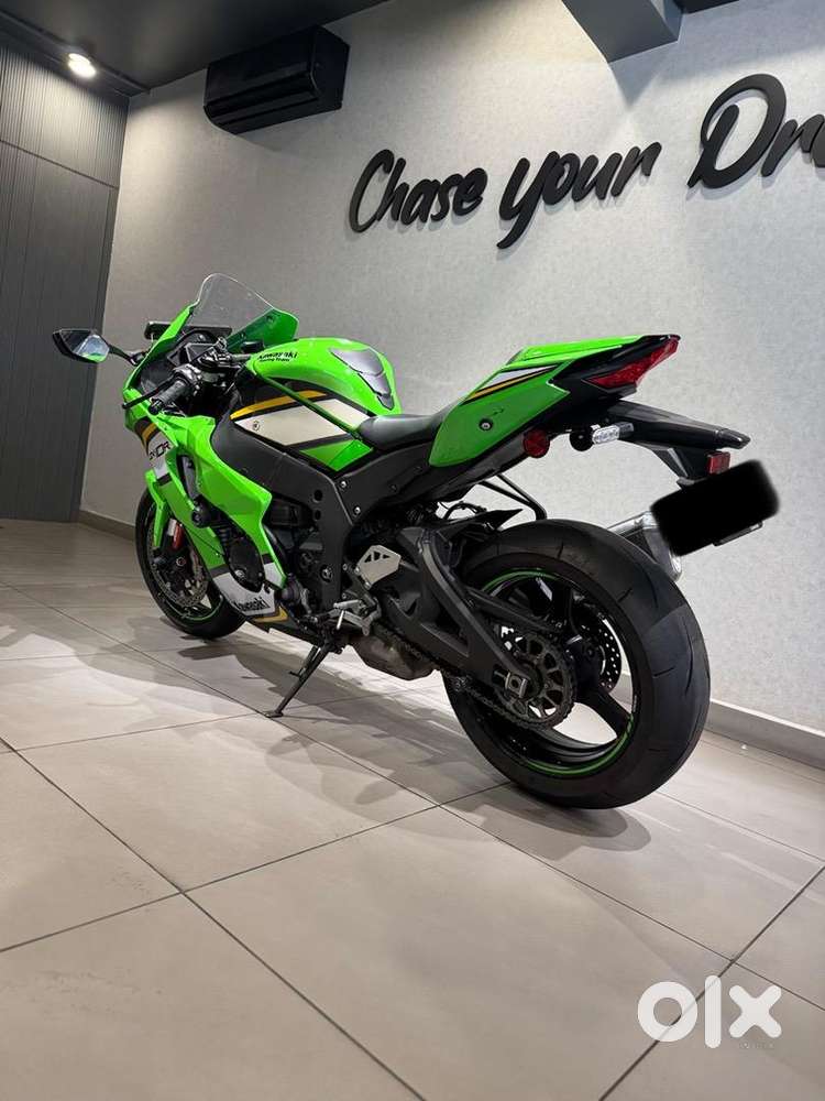 2025 Kawasaki ZX1OR 1st owner just done 5185 kms - Motorcycles in