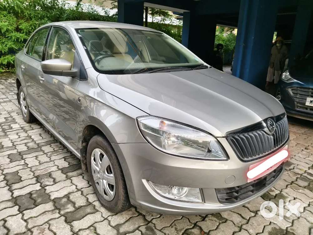 Automatic Skoda Rapid / Nri Owned / Less Driven.