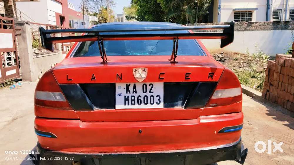 Mitsubishi Lancer 2001