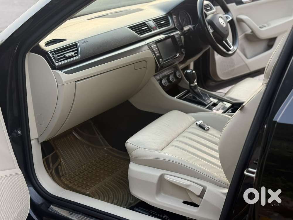 Skoda Superb Style 1.8, 2016, Petrol