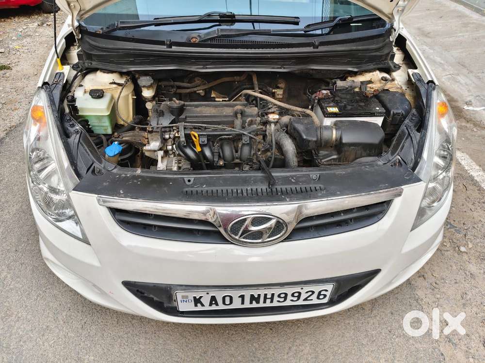 Hyundai I20 Sportz 1.2 Bs-iv, 2012, Petrol