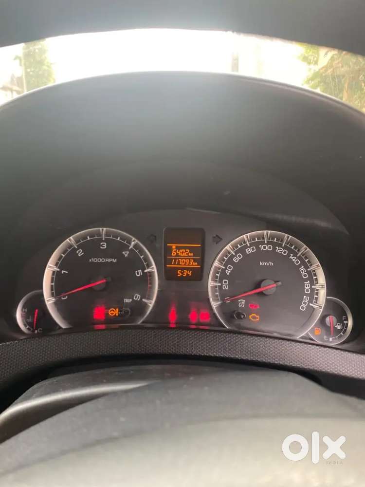 Maruti Suzuki Swift 
* Varient:- Vdi(diesel)
*