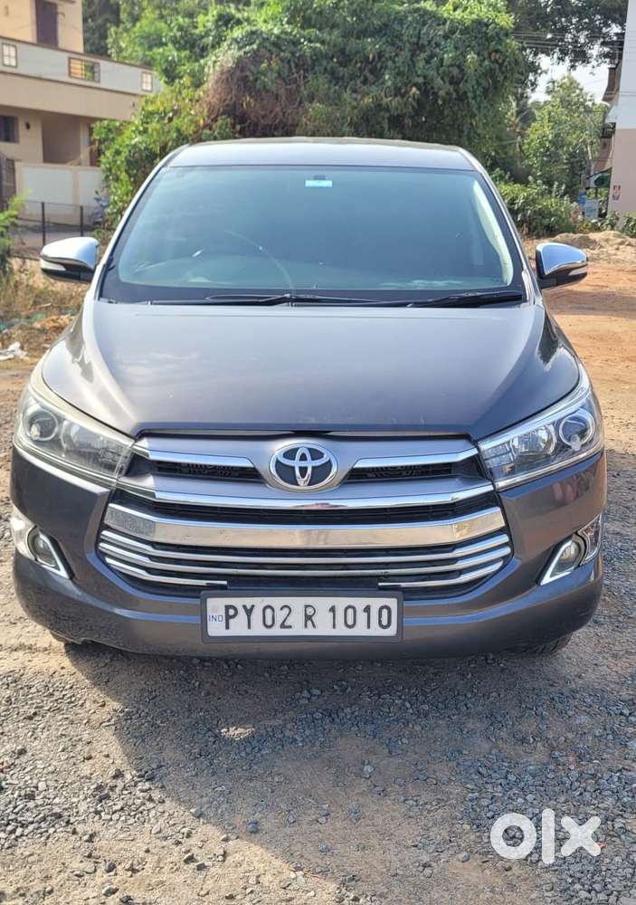 Toyota Innova Crysta 2.4 V 8 Str, 2017, Diesel