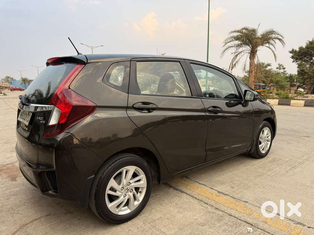 Honda Jazz V Automatic, 2016, Petrol