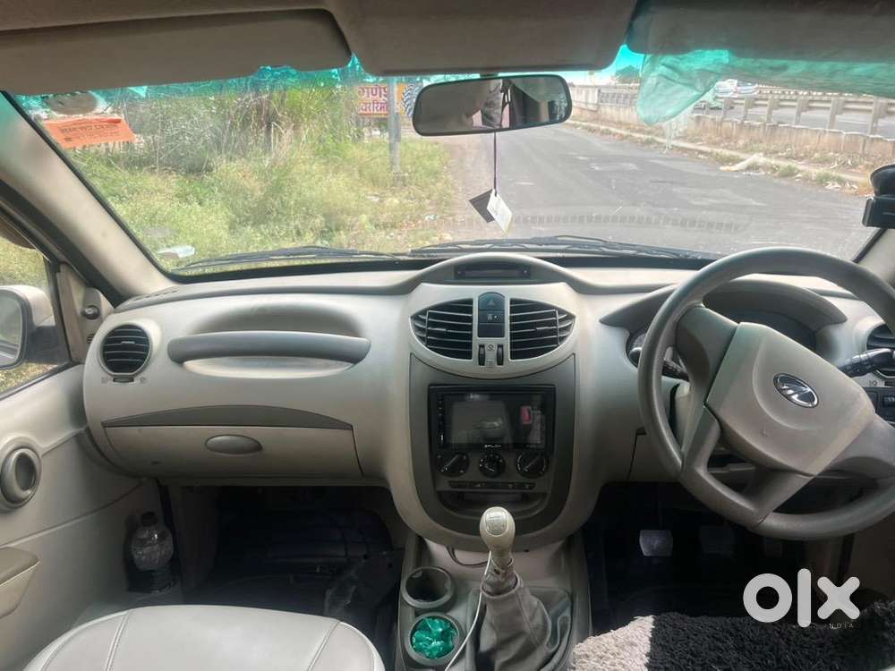 Mahindra Quanto 2014 Diesel 63806 Km Driven