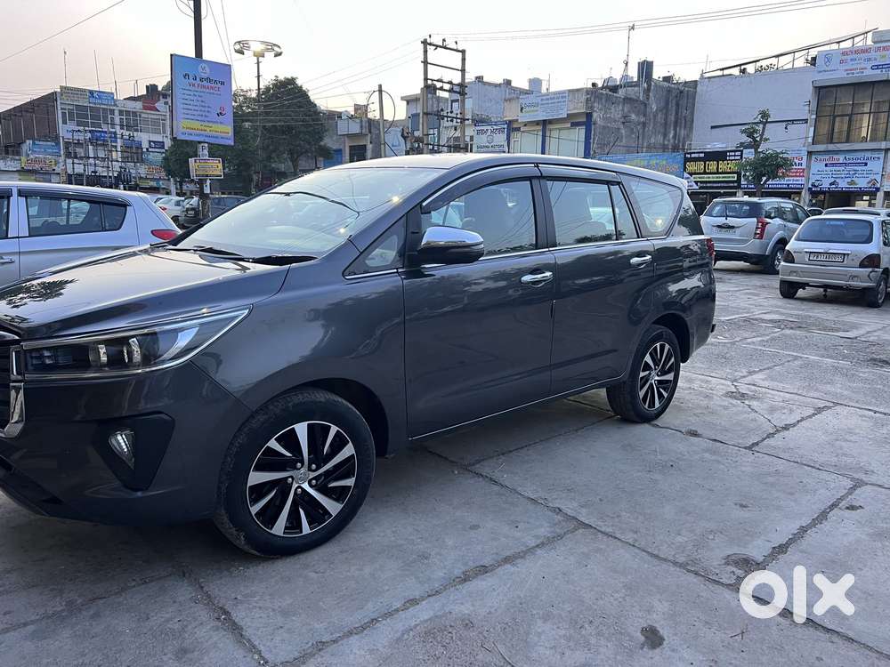 Toyota Innova Crysta Zx 2.4 Diesel 7 Seater, 2021, Diesel