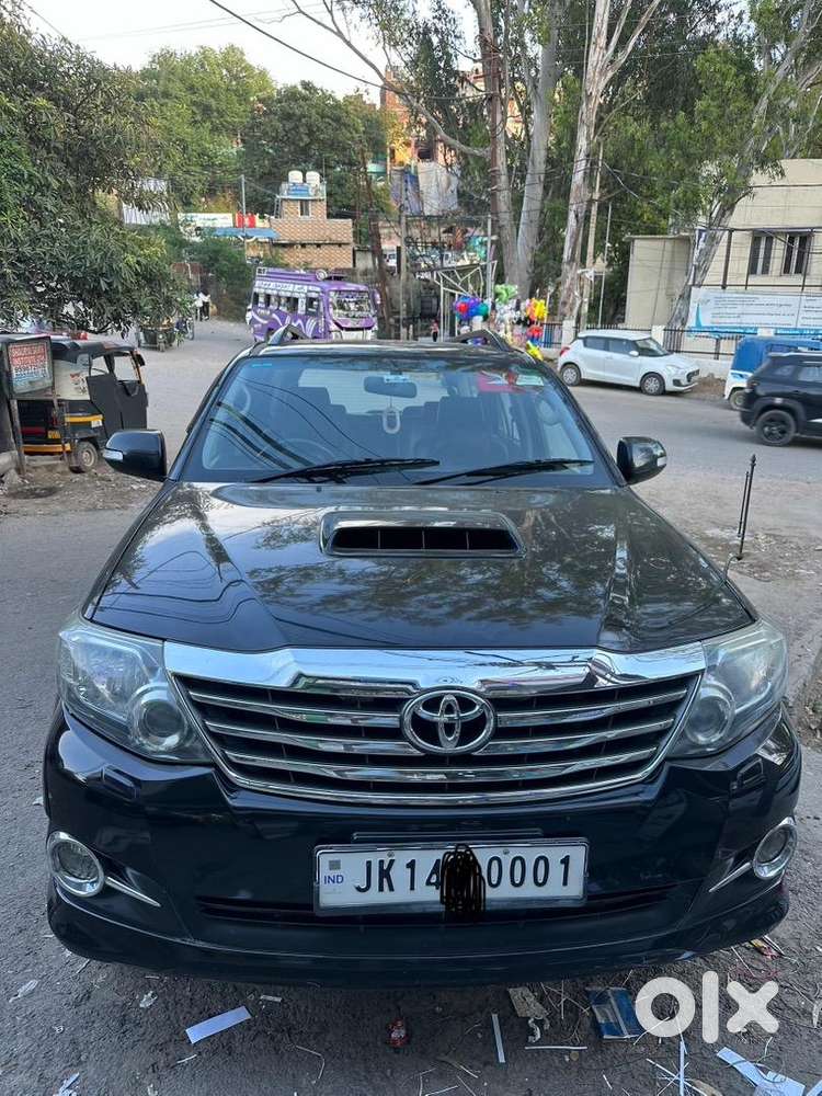 Toyota Fortuner 4*4 Automatic 2016 Diesel Well Maintained