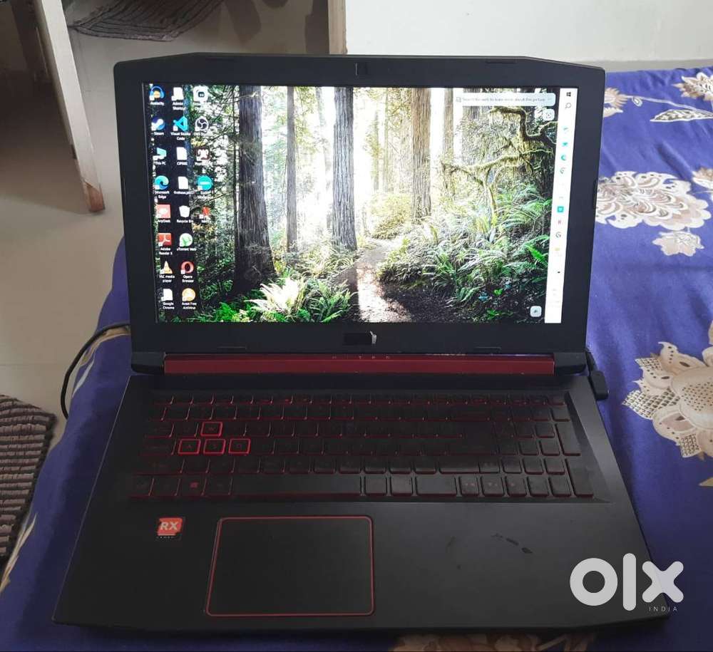Acer Nitro 5 series 15.6 inches 8GB/ 1TB HDD