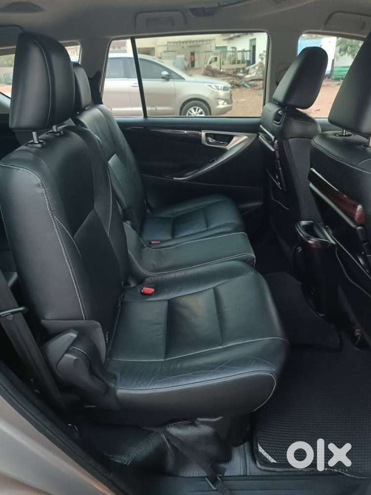 Toyota Innova Crysta 2.5z, 2016, Diesel