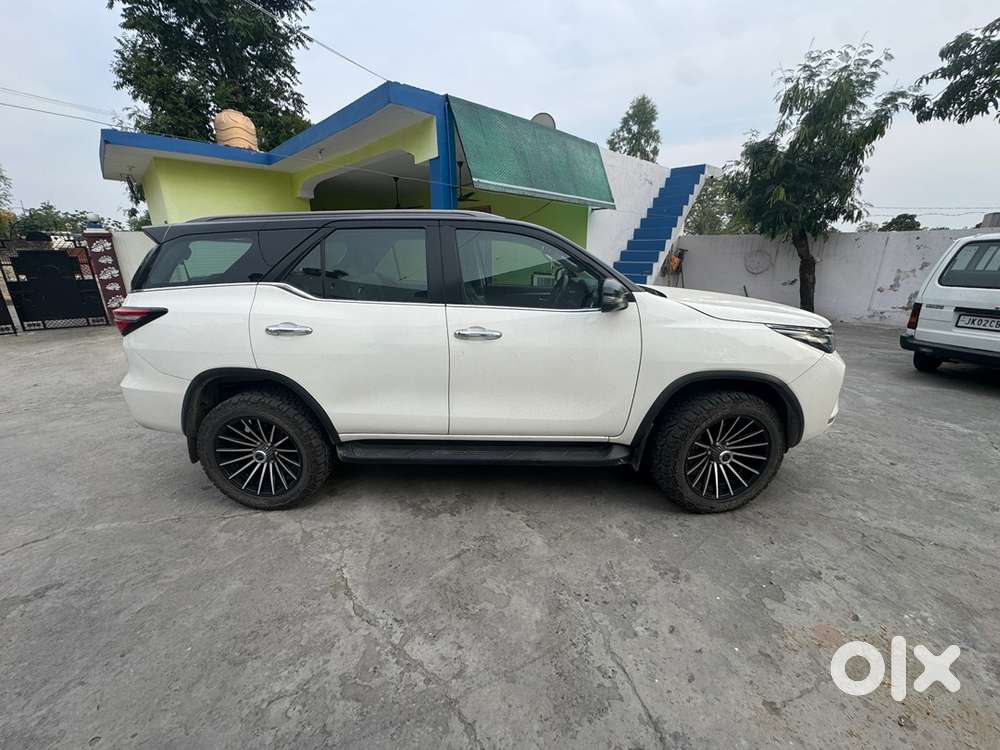 Toyota Fortuner Diesel Well Maintained
