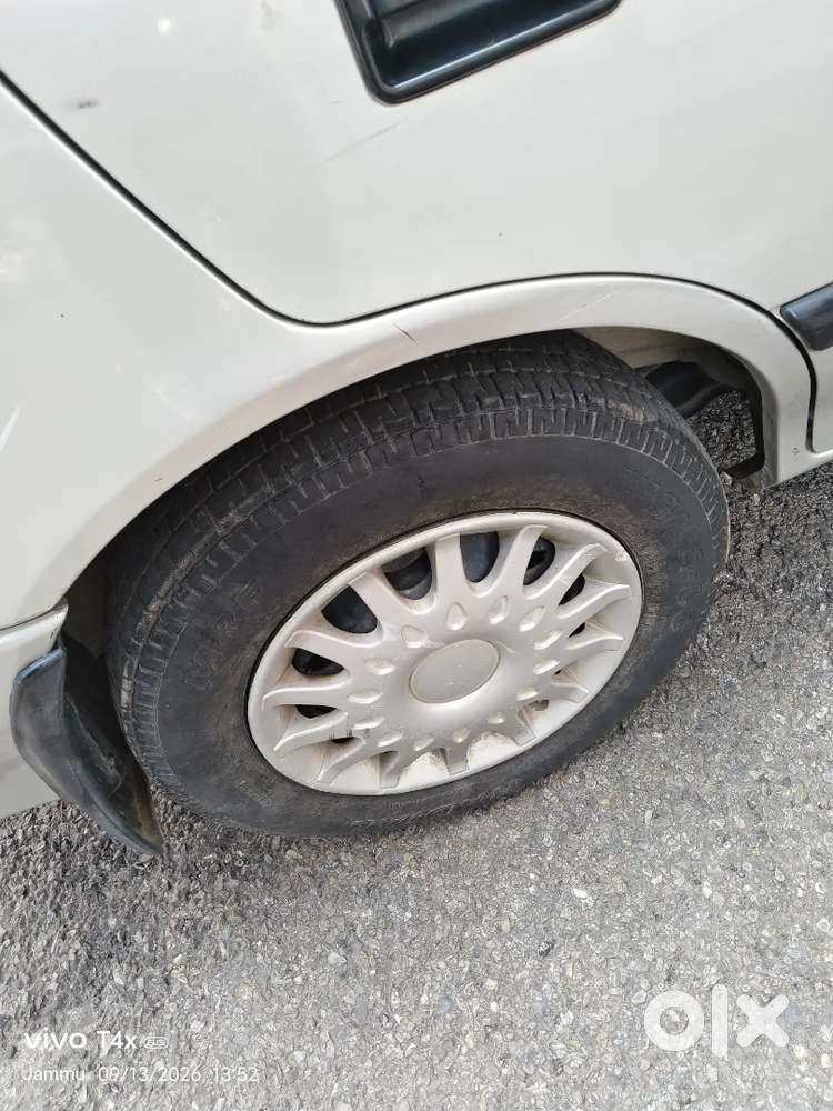 Maruti Suzuki Esteem Lxi 2005