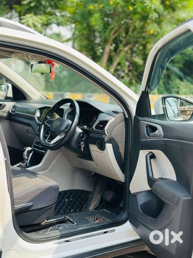 Volkswagen Taigun 1.0 Tsi Highline At, 2022, Petrol