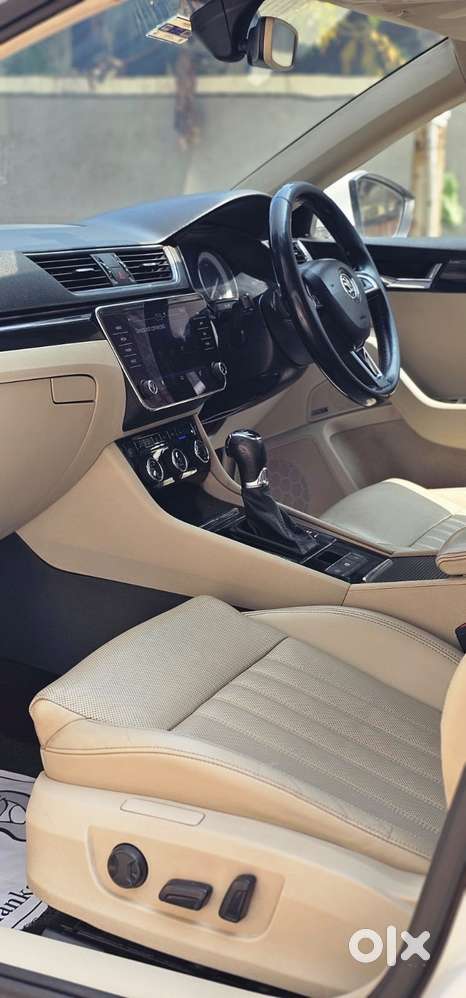Skoda Superb L&k 2.0 Tdi At, 2017, Diesel