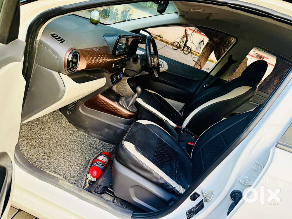 Hyundai Aura 1.2 Sx Cng, 2025, Cng & Hybrids