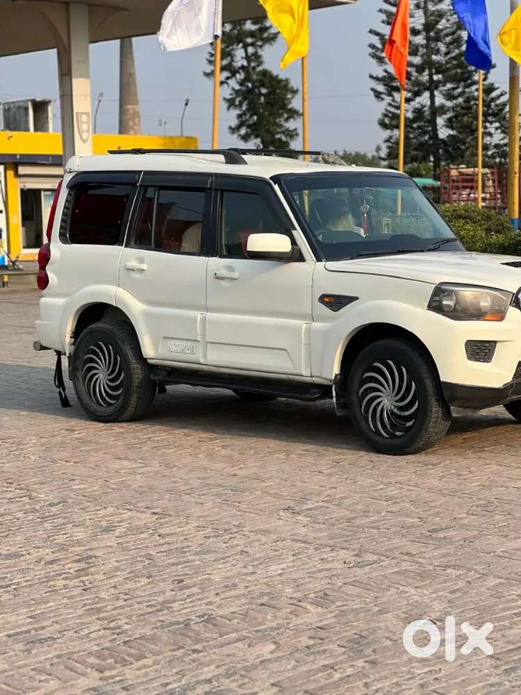 Mahindra Scorpio Diesel 2015