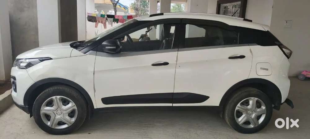Well Maintained Bank Manager Nexon Car For Sale