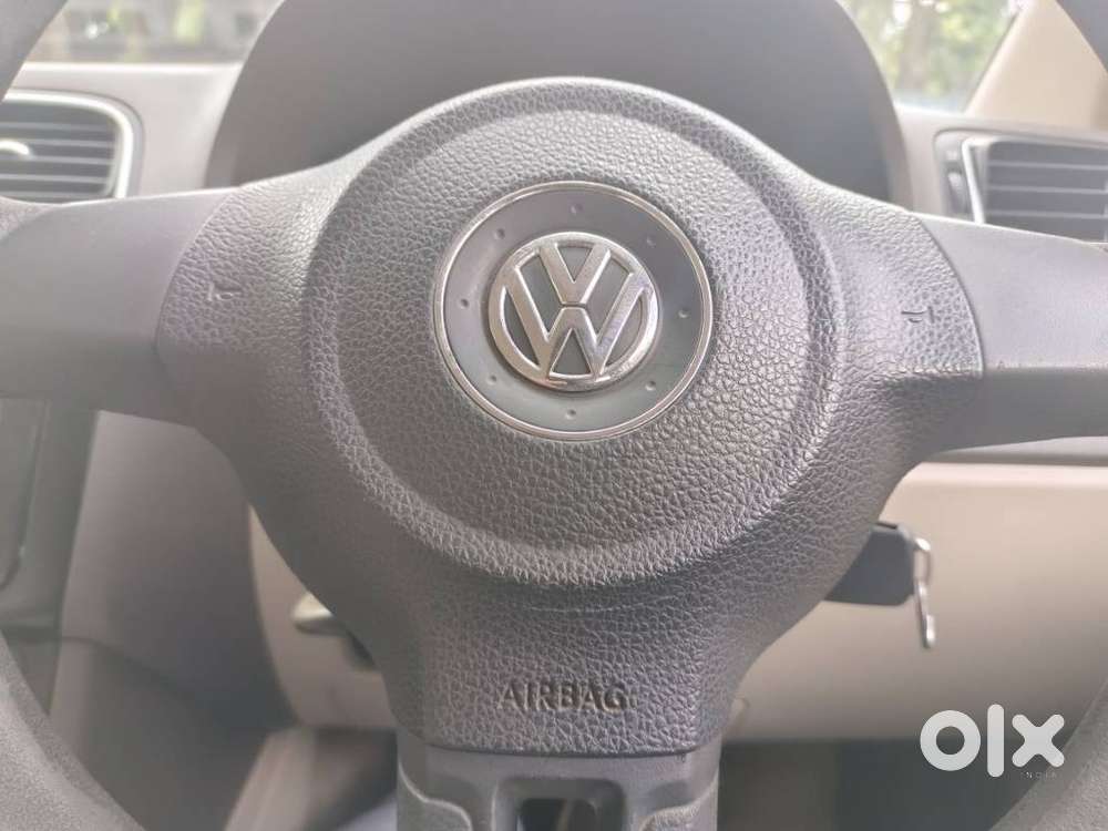 Volkswagen Vento Petrol Highline, 2012, Petrol