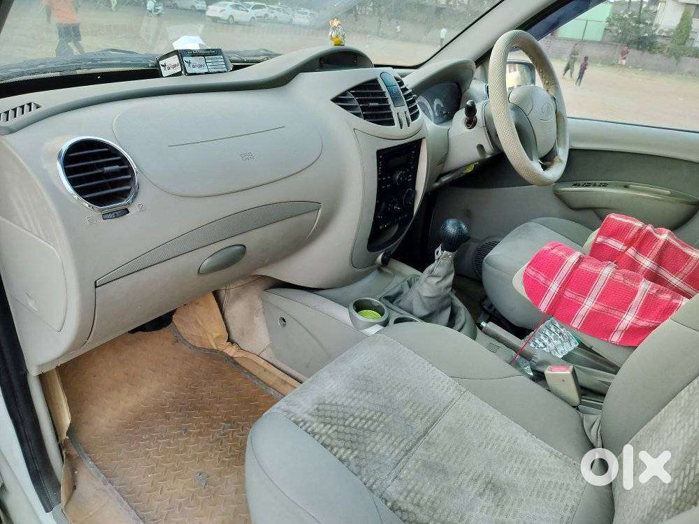 Mahindra Quanto C8, 2014, Diesel