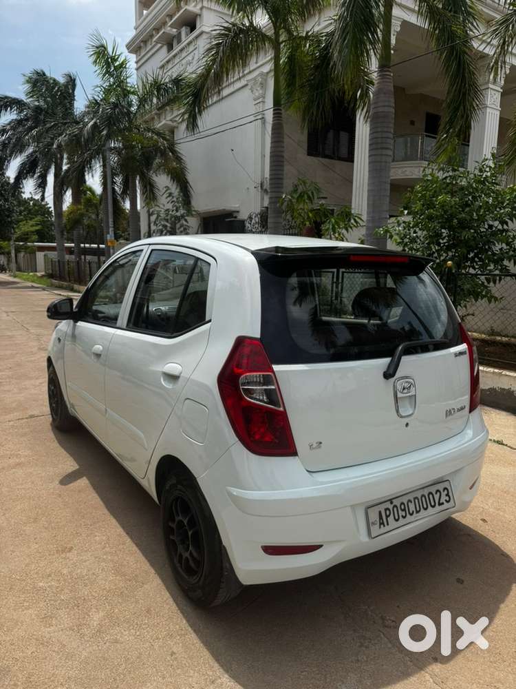Hyundai I10 Petrol 2011 With Sunroof