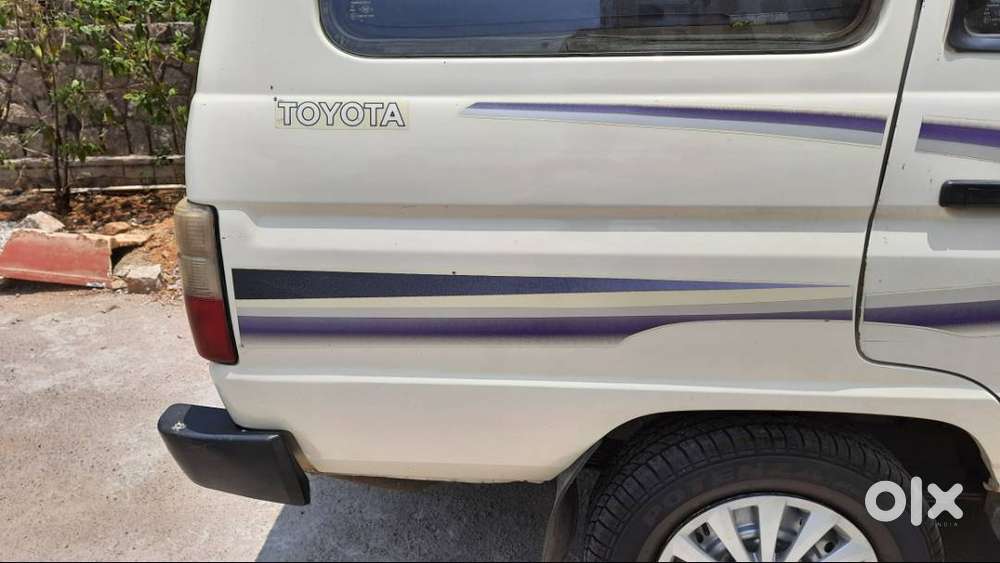 Sparingly Used Qualis. Rc, Green Tax Valid Till 2030. White Color Qual