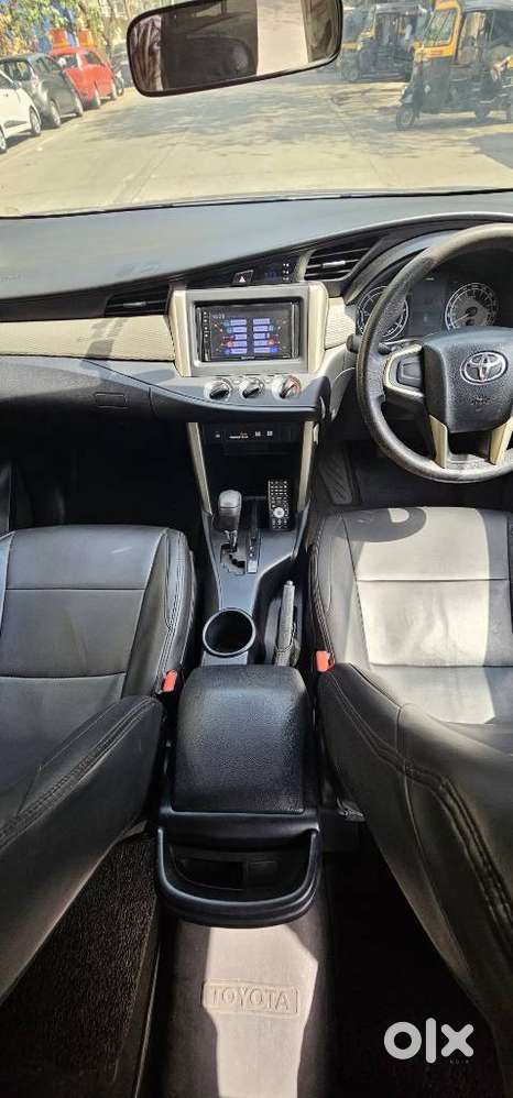 Toyota Innova Crysta 2.8 Gx At, 2017, Diesel
