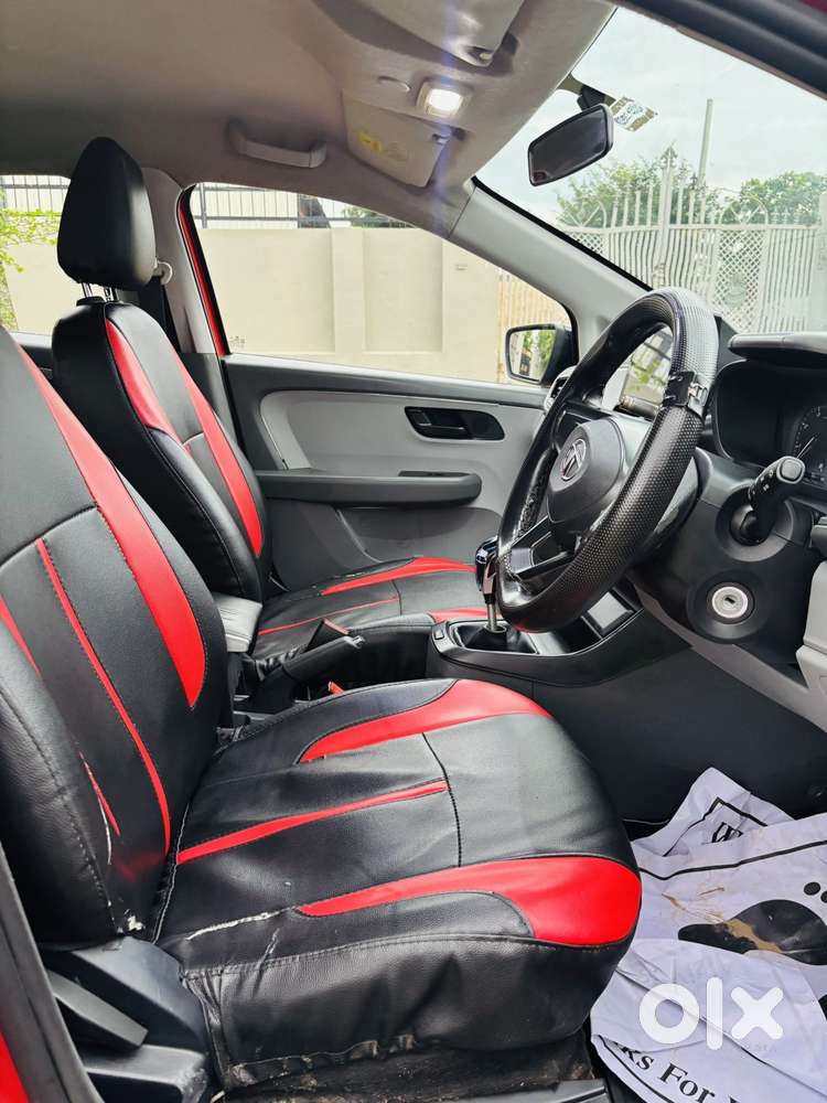 Tata Altroz 1.2 Xe, 2020, Petrol