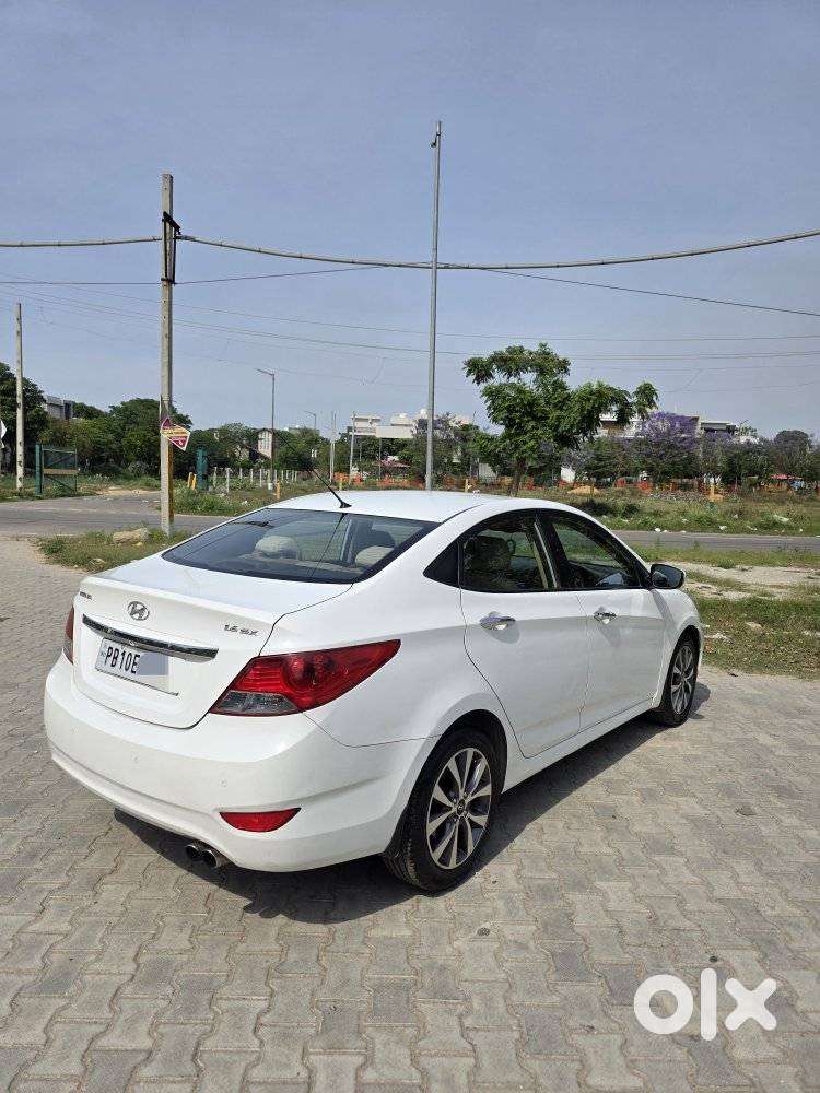 Hyundai Verna 1.6 Sx (o) Crdi, 2013, Diesel