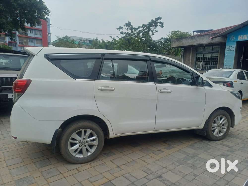 Toyota Innova Crysta 2.4 Gx Mt 8s, 2017, Diesel