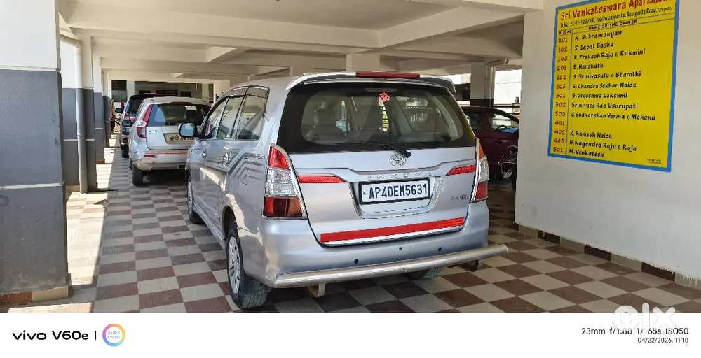 Toyota Innova 2015 Diesel 152000 Km Driven