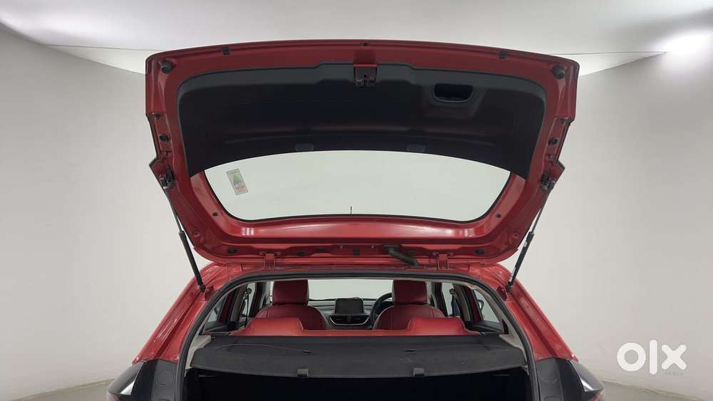 Tata Altroz 1.2 Xt, 2021, Petrol