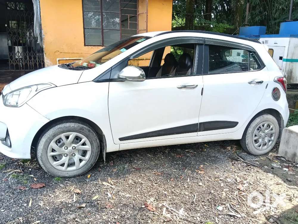 Hyundai Grand I10 2017 Petrol 68228 Km Driven