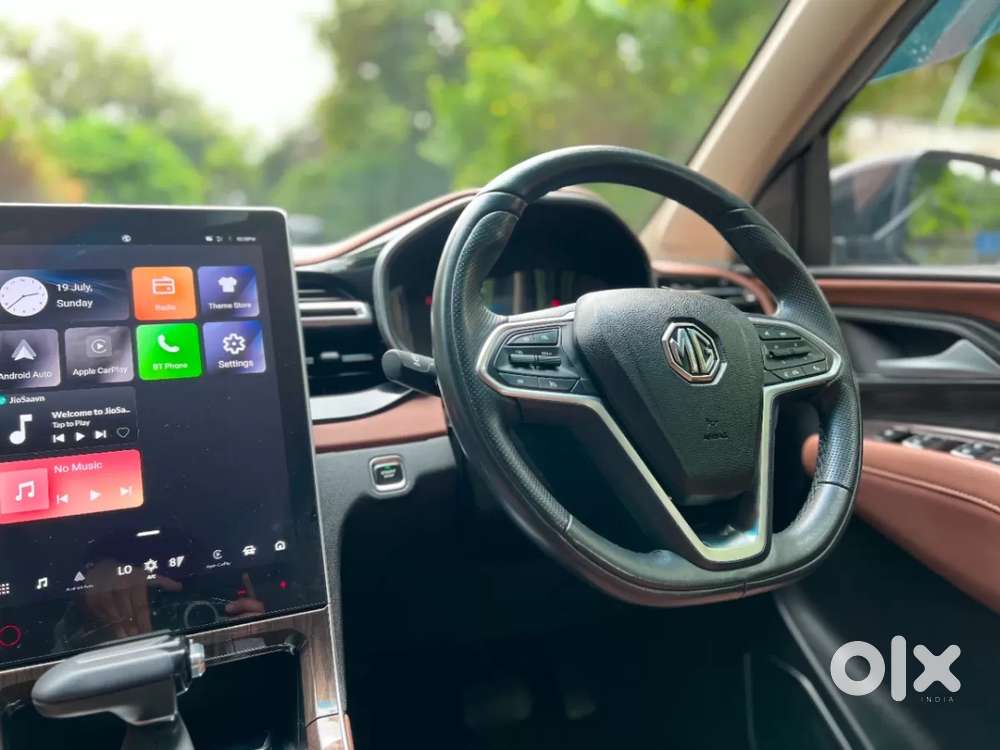 Mg Hector Plus Sharp Pro 1.5 Turbo Petrol Cvt 6 Str, 2023, Petrol