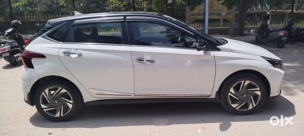 Hyundai I20 Asta (o) 1.2 Mt, 2021, Petrol