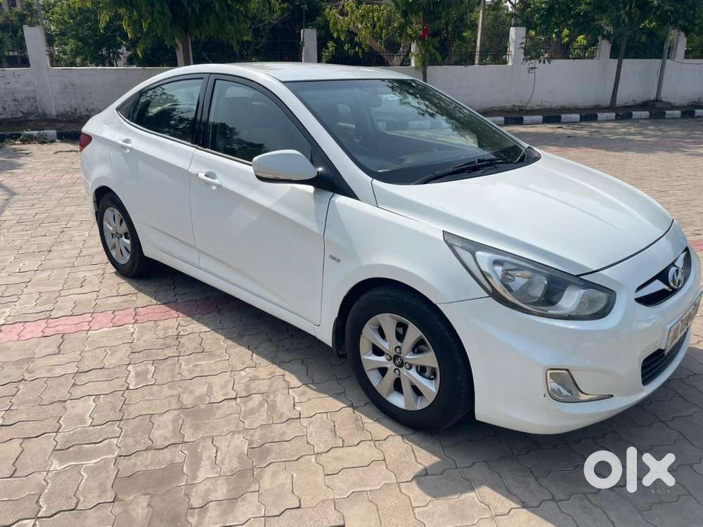 Hyundai Fluidic Verna 2012 Diesel 67000 Km Driven