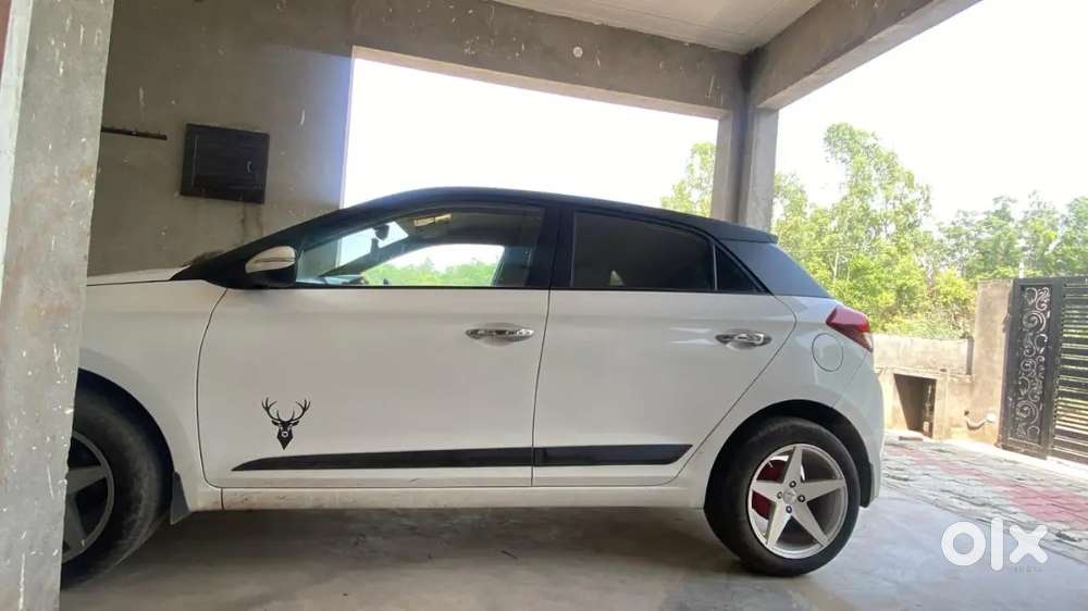 Hyundai I20 2015 Diesel 85000 Km Driven