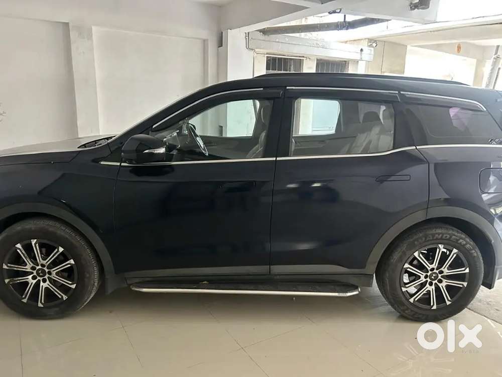 Mahindra Xuv700 Petrol 2022 Model Nice Condition