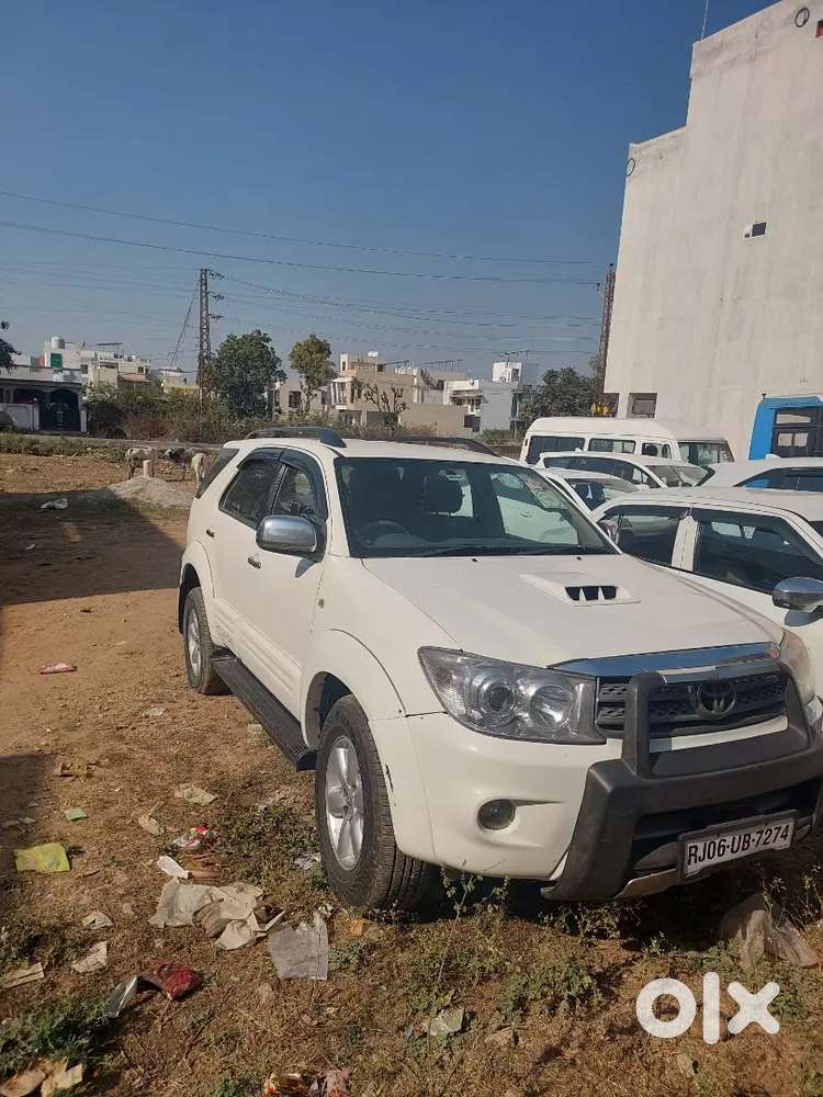 Toyota Fortuner 2010 Diesel Well Maintained
