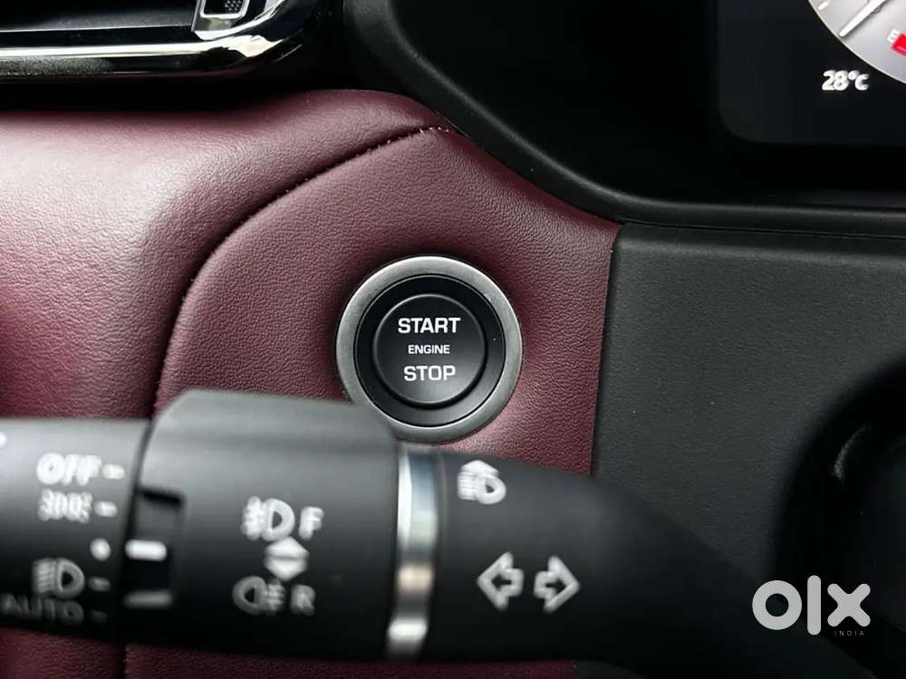 Range Rover Velar 2025