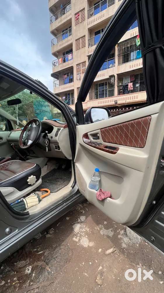 Toyota Innova 2012 Diesel Well Maintained