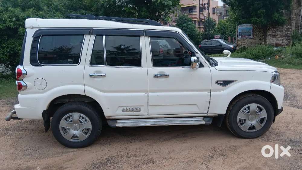 Mahindra Secrpio 5 2022 Diesel Manual