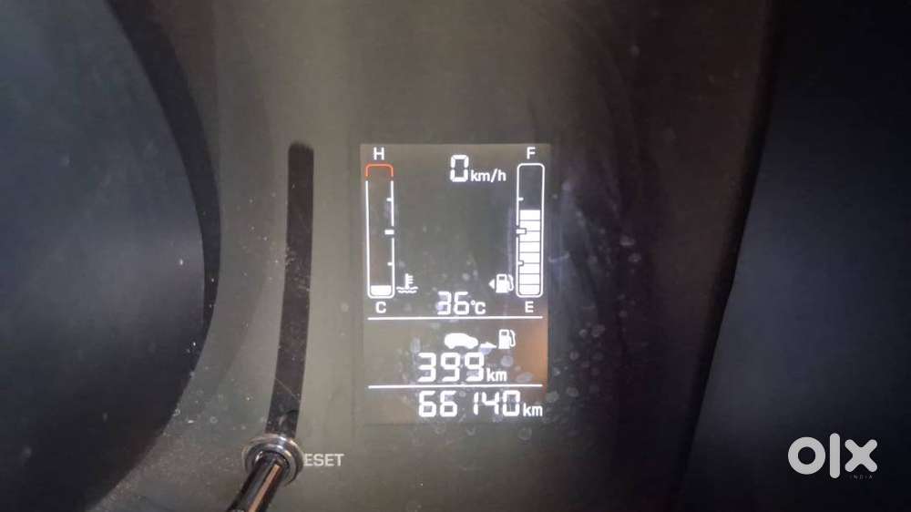 8.5 Lac Venue 2022 Model Petrol Car