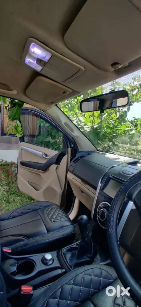 Isuzu V-cross 2018 Diesel Excellent Condition