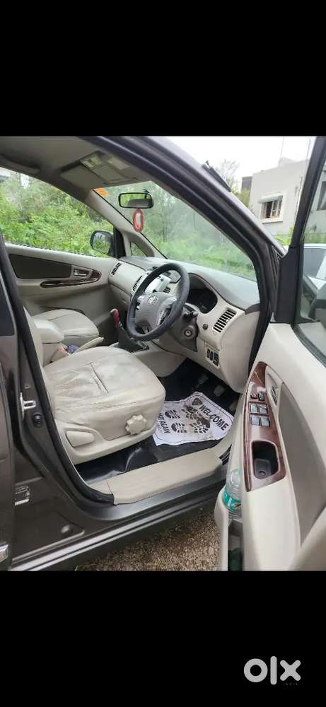 Toyota Innova 2012 Diesel Well Maintained