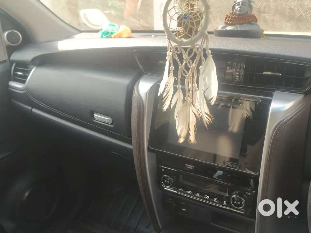 Toyota Fortuner 2018 Variant