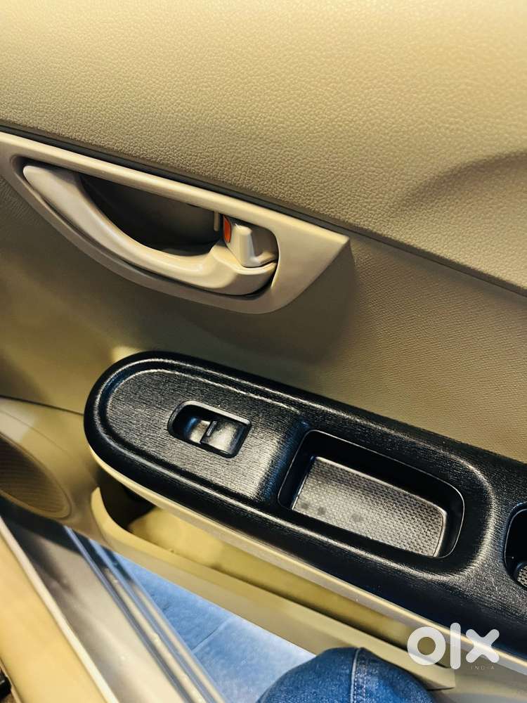 Honda Brio 1.2 E Mt, 2015, Petrol