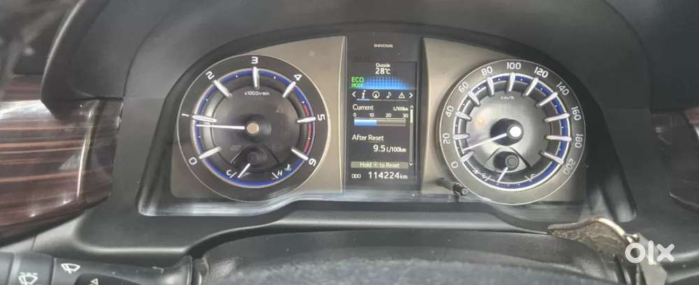 Toyota Innova Crysta 2.4 V 7 Str, 2018, Diesel