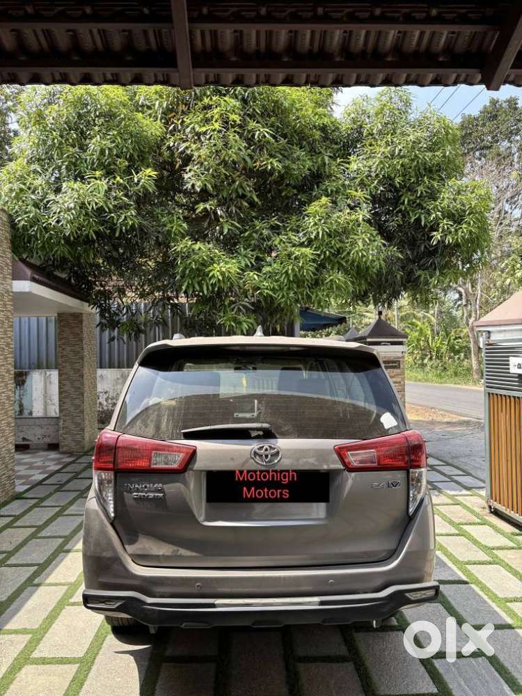 Toyota Innova Crysta 2.4 V 7 Str, 2019, Diesel