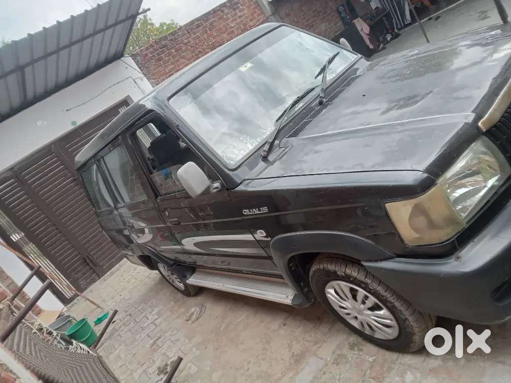 Toyota Qualis 2006 Diesel 80000 Km Driven