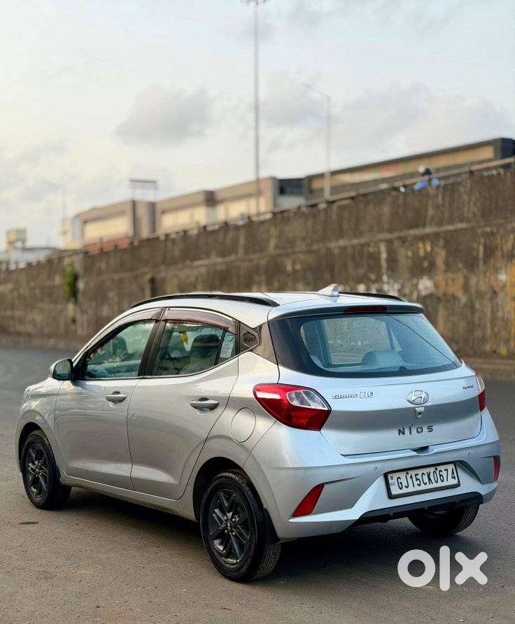 Hyundai Grand I10 Nios Sportz 1.2 At, 2020, Petrol