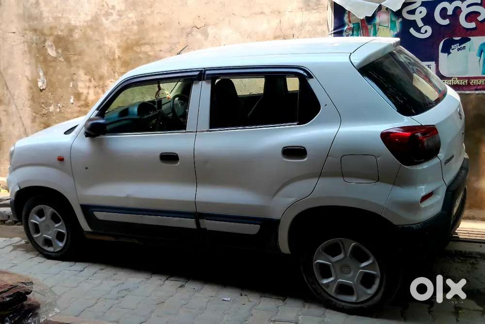 Maruti Suzuki S-presso Vxi (o) 2021 Petrol  Excellent Condition  Sin